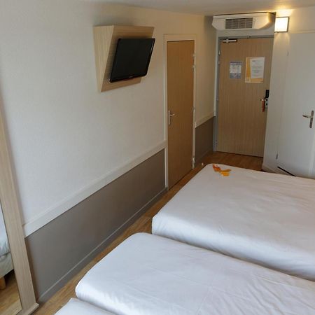 พรีเมียรคลาสลีออนซุดปิแอร์เบไนท์ Hotel Irigny ภายนอก รูปภาพ