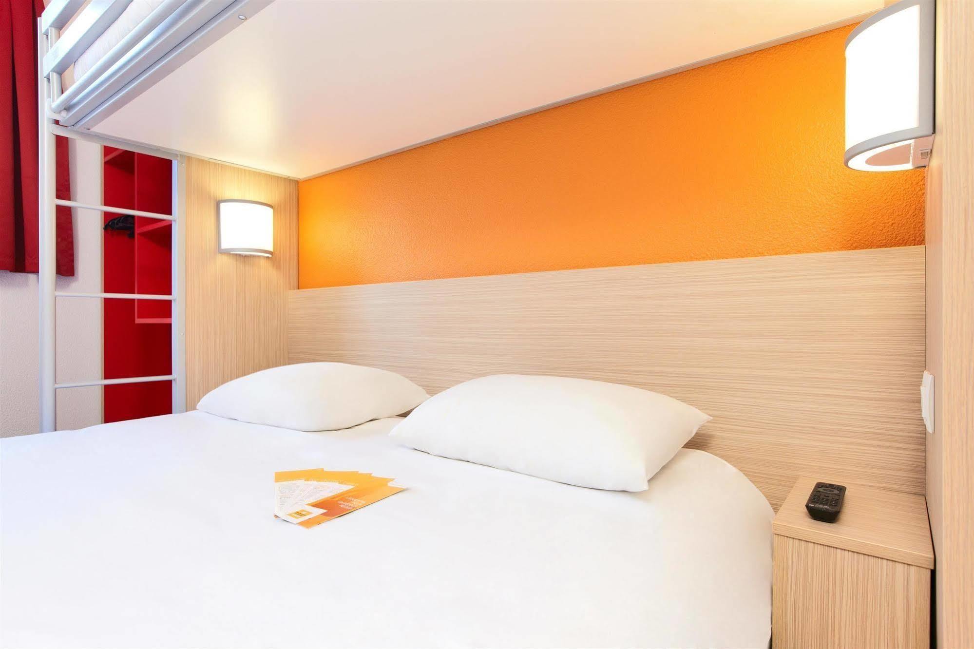 พรีเมียรคลาสลีออนซุดปิแอร์เบไนท์ Hotel Irigny ภายนอก รูปภาพ