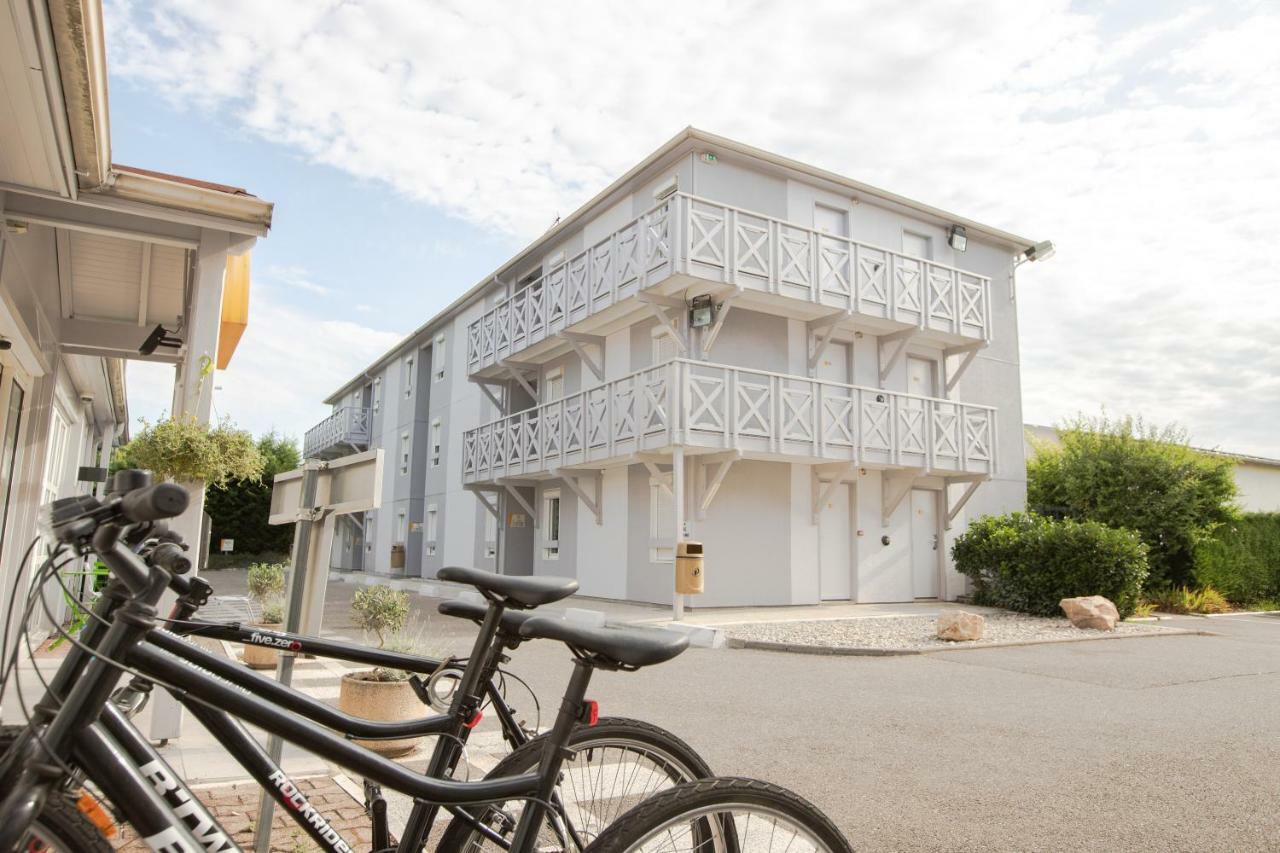 พรีเมียรคลาสลีออนซุดปิแอร์เบไนท์ Hotel Irigny ภายนอก รูปภาพ